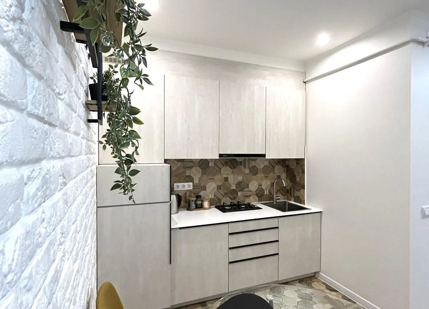 Modern Apartment, 100M To Opera Lviv 0*,