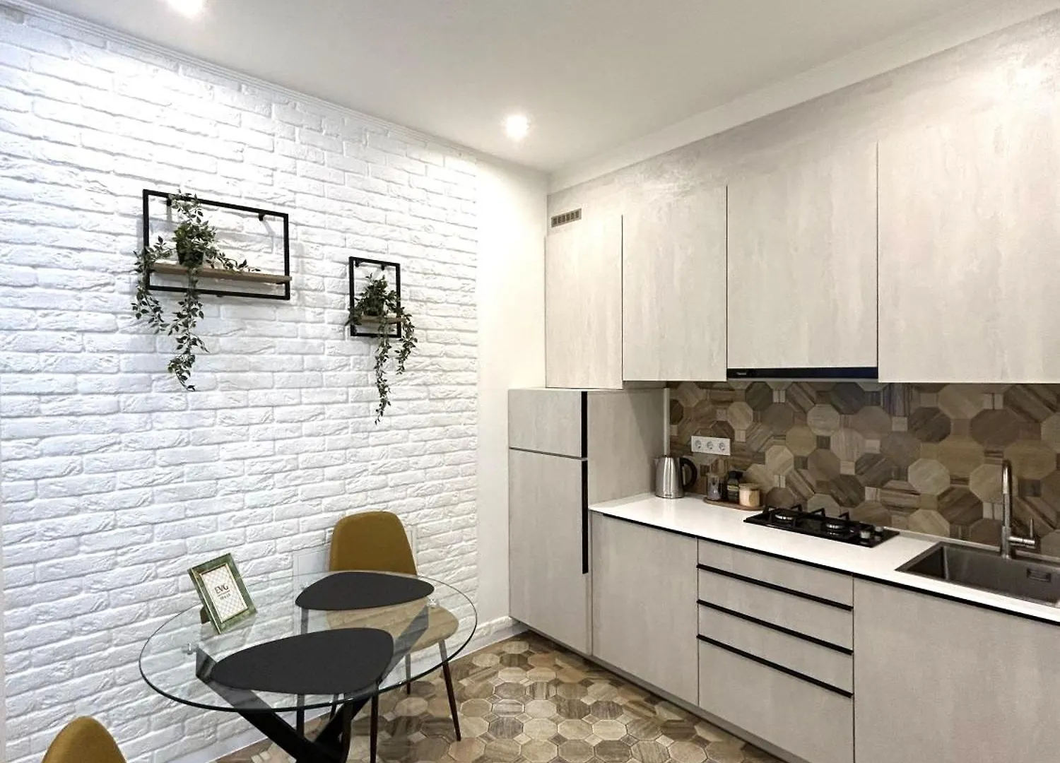 Lägenhet Modern Apartment, 100M To Opera Lviv
